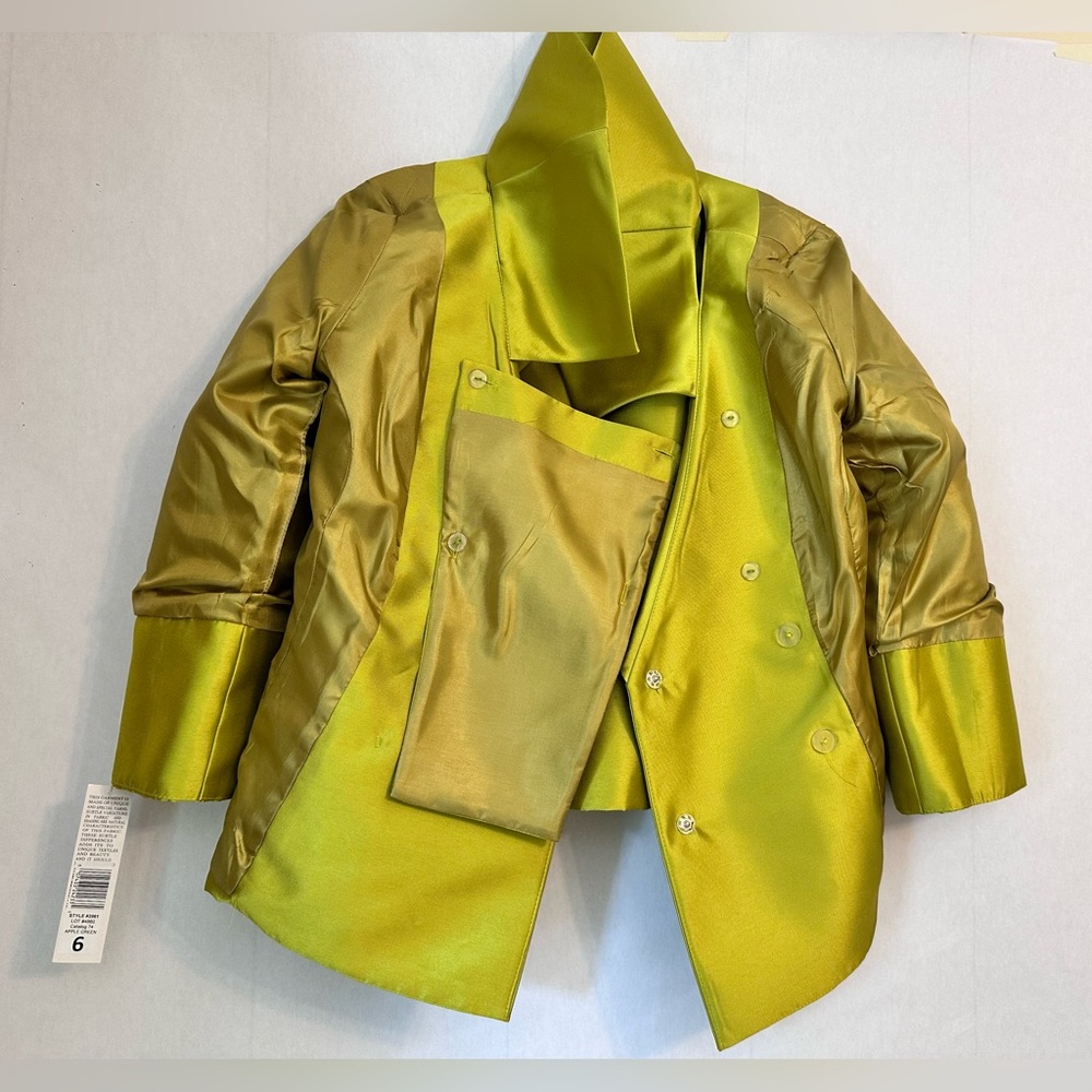 Lily & Taylor New York GORGEOUS LUXURY Women’s Suit 2 pcs Size 6 . Couture - Picture 7 of 17